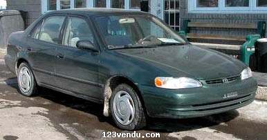 Annonces classees img:preview Toyota Corolla CE Plus 2000