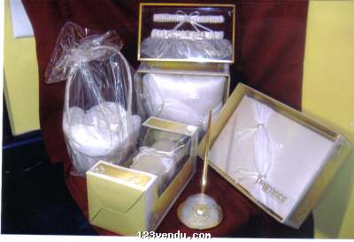 Annonces classees img:preview Divers articles de mariage