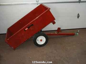 Annonces classees img:preview romoque pour tracteur a gazon et ramasse feuille