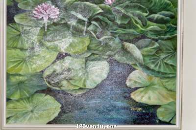 Annonces classees img:preview grenouille sur nénuphar