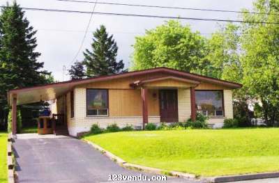 Annonces classees img:preview Au prix de l