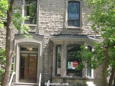 Annonces classees img:preview Plateau/Centre-Ville : TOUT INCLUS; parking, electromenagers, etc