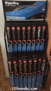 Annonces classees img:preview Essuie-glace à vendre !! Installation gratuite!!