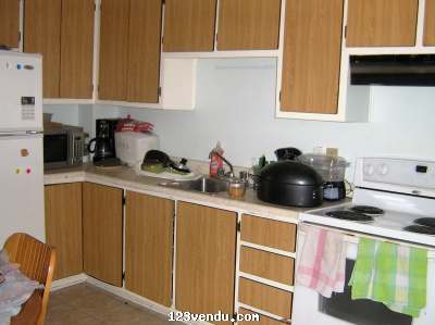 Annonces classees img:preview 4,5, Double Salon, 10 min du Centreville