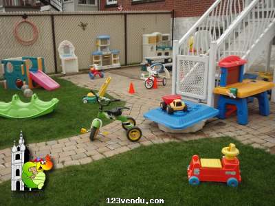 Annonces classees img:preview Garderie Le Doudou de Ahuntsic Cartierville ( MF 7.55$ ) Métro Crémazie