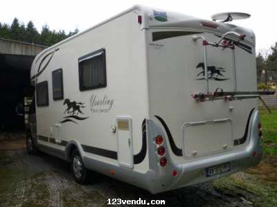 Annonces classees img:preview Donation camping-car profilé lit central et lit de pavillon 