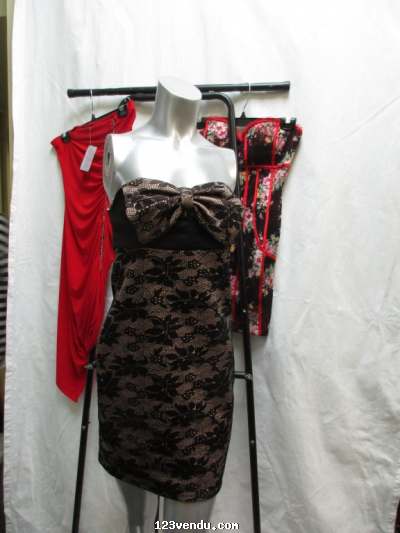 Annonces classees img:preview 51 - Lot de 3 robes taille L