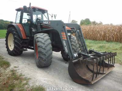 Annonces classees img:preview Tracteur New Holland M100 - 9860h