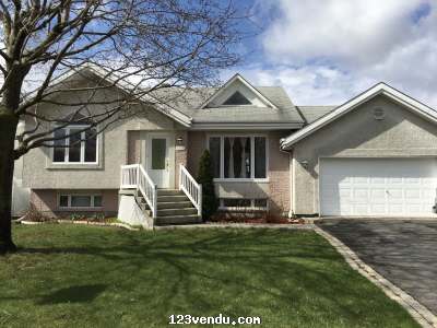 Annonces classees img:preview Maison à vendre à Blainville