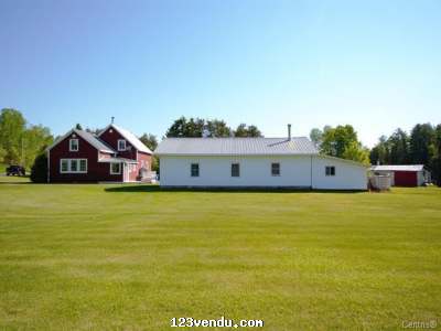 Annonces classees img:preview Fermette à Saint-Michel-des-Saints (St-Guillaume Nord)