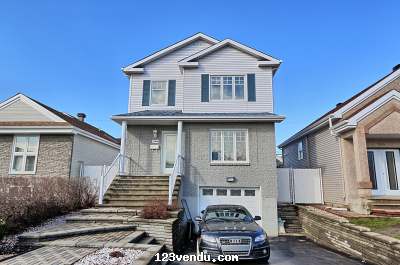 Annonces classees img:preview Cottage à Laval