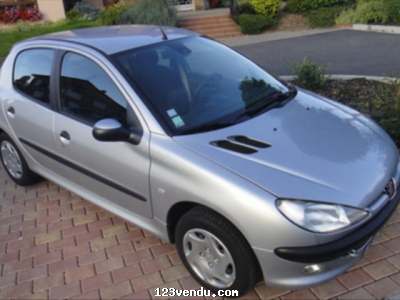 Annonces classees img:preview Peugeot 206 1.4 XR Presence 