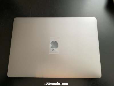Annonces classees img:preview MacBook Pro 15 "2018 (i9 / 32 Go / 500 Go)