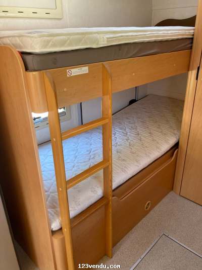 Annonces classees img:preview  Je mets notre Camping Chausson Welcome Motorhome sous forme de don et quel