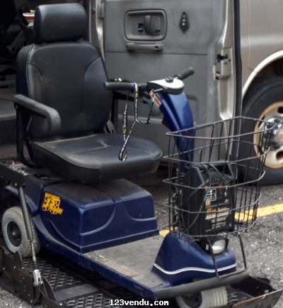 Annonces classees img:preview Triporteur Fortress 2000, comme neuf, avec chargeur batterie