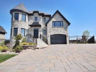 Annonces classees img:preview Maison à paliers multiples à Candiac