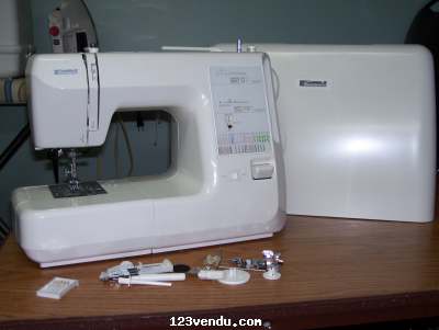 Annonces classees img:preview MACHINE À COUDRE