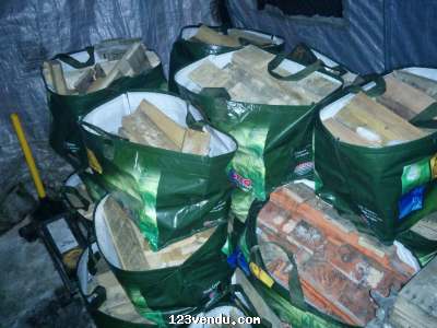 Annonces classees img:preview Bois de chauffage tres sec 