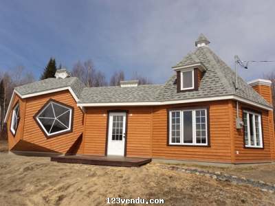 Annonces classees img:preview MAISON en forme de PENTAGONE !