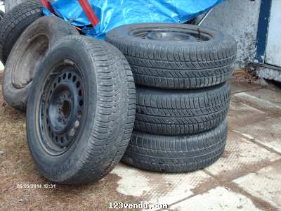 Annonces classees img:preview Pneux 205/65/R15