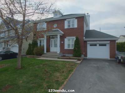 Annonces classees img:preview Superbe maison à vendre à Lachenaie